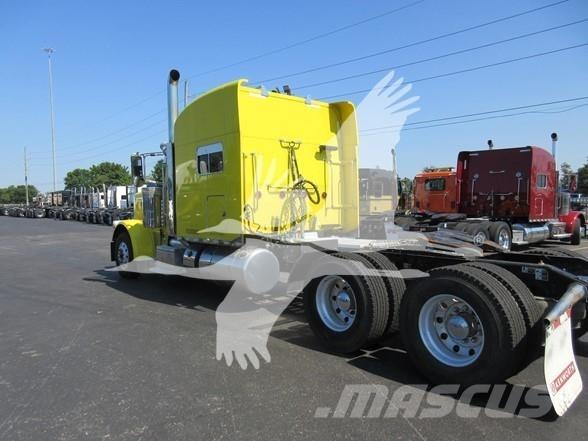 Peterbilt 389 Vilcēji