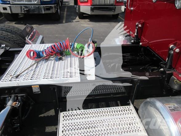 Peterbilt 389 Vilcēji