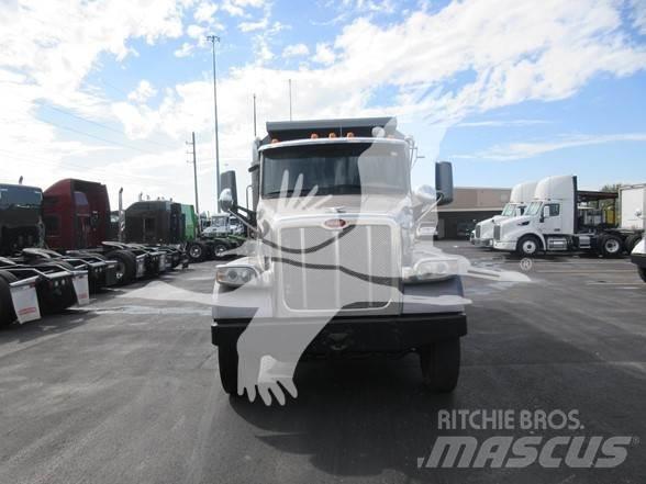 Peterbilt 567 Pašizgāzējs