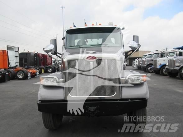 Peterbilt 567 Vilcēji