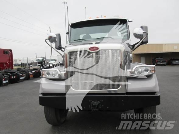 Peterbilt 567 Vilcēji