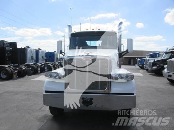 Peterbilt 567 Vilcēji