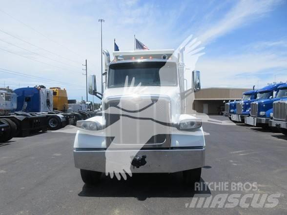 Peterbilt 567 Pašizgāzējs
