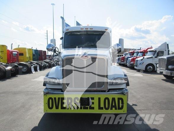 Peterbilt 567 Vilcēji