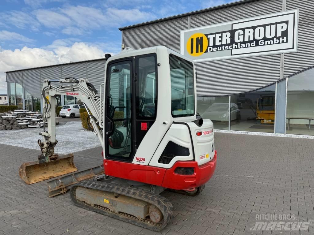 Takeuchi TB 225 V3 Mini ekskavatori < 7 t