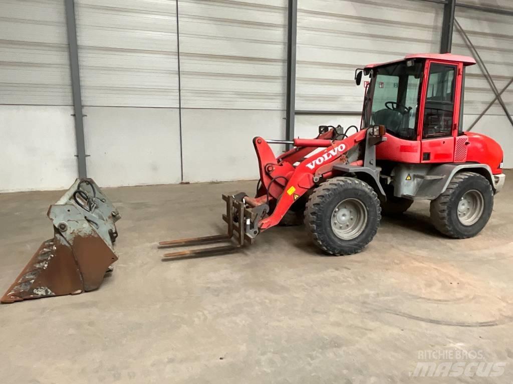 Volvo L 30 B-Z/X Iekrāvēji uz riteņiem