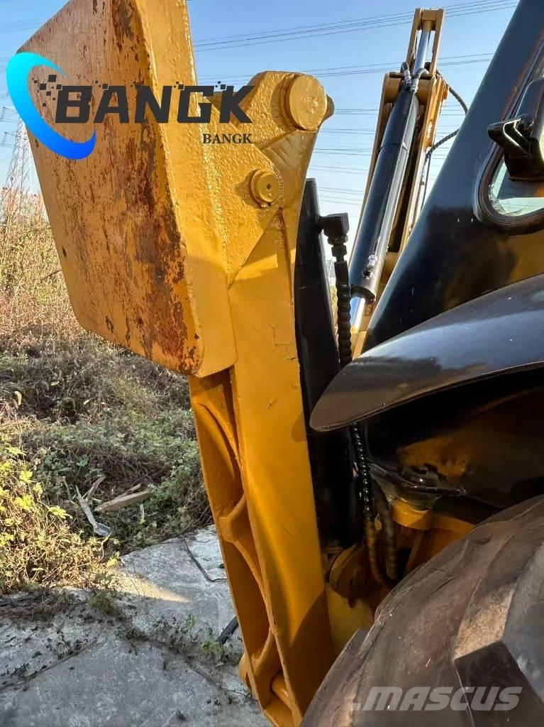 JCB 3 CX 14-4T Ekskavatori-iekrāvēji