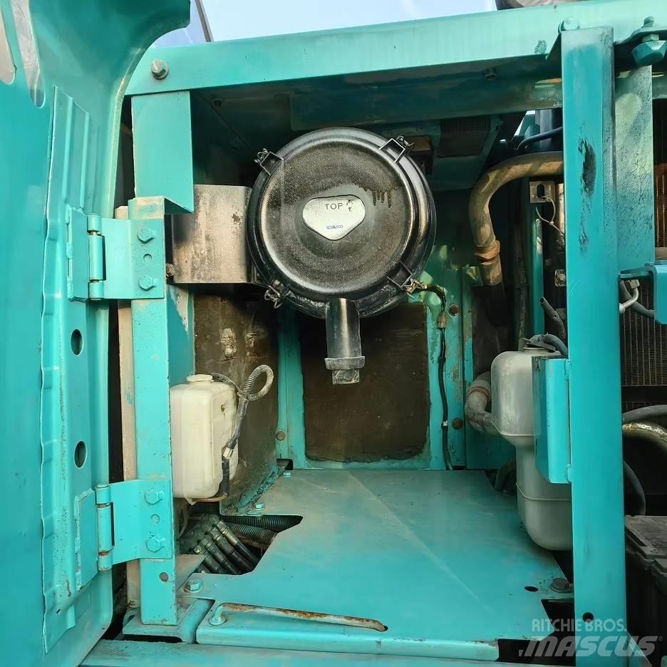 Kobelco SK200-8 Kāpurķēžu ekskavatori