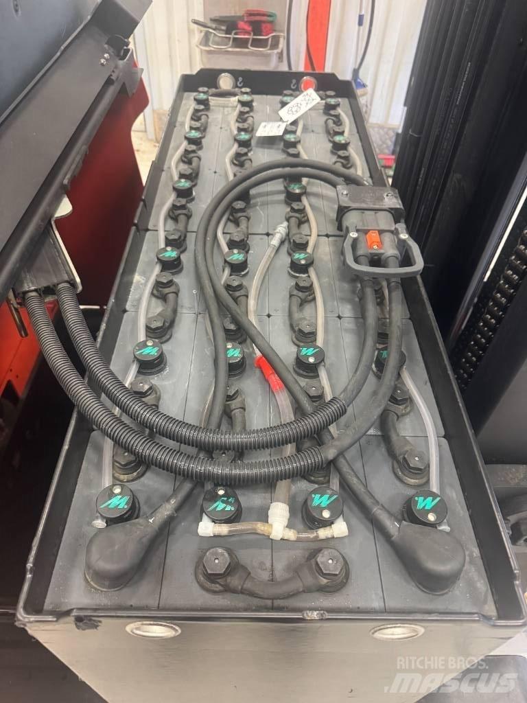 BT Toyota RRE 160 Lielaugstuma pārvadātājs