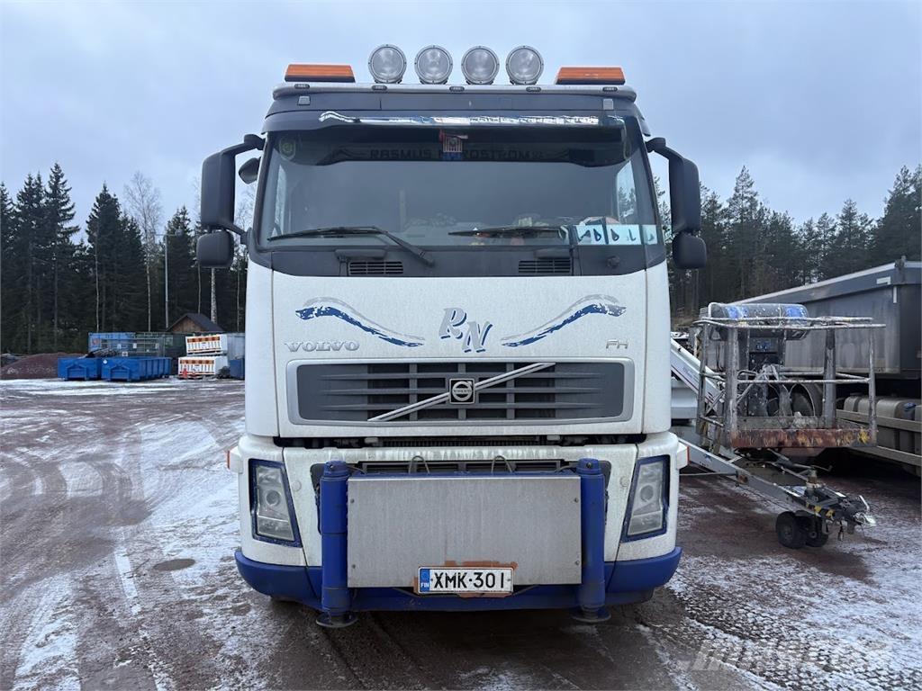 Volvo FH 8x4 Smagās mašīnas ar celtni