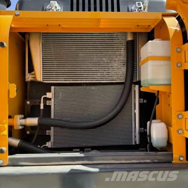 Hyundai R220LC-9S Kāpurķēžu ekskavatori