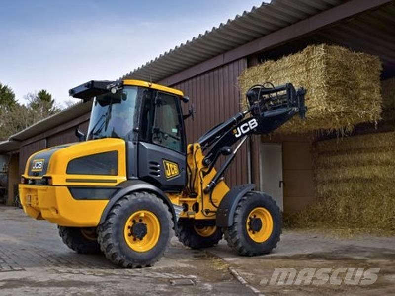 JCB 409 Agri Lauksaimniecības pacēlāji