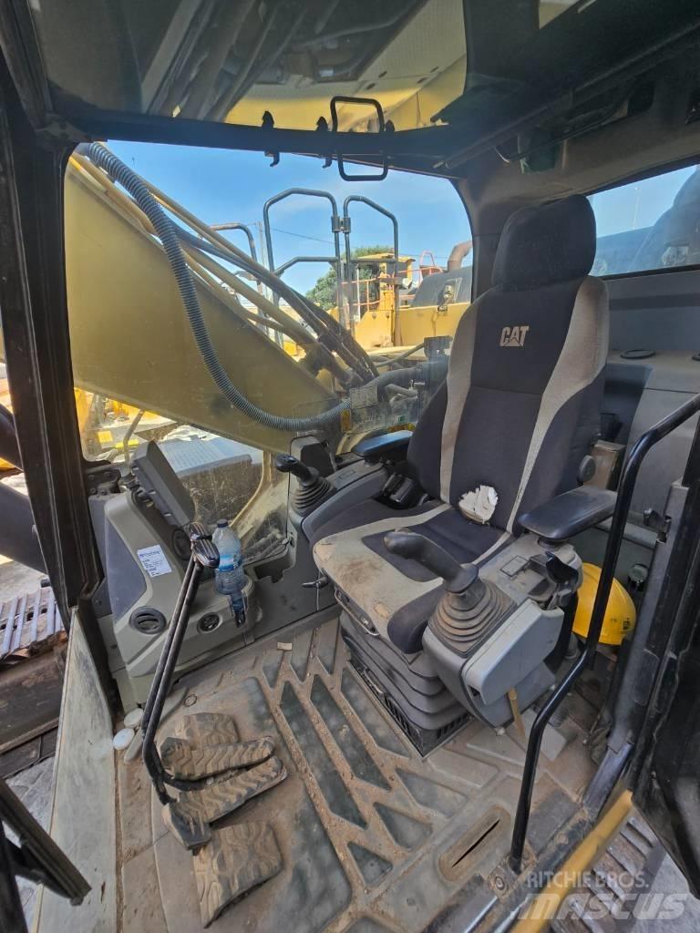 CAT 329 E LN Kāpurķēžu ekskavatori