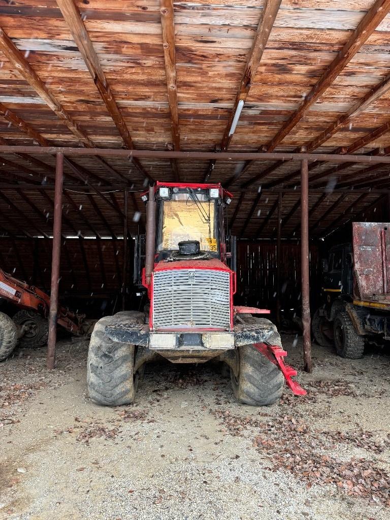 Valmet 840.4 Forvarderi