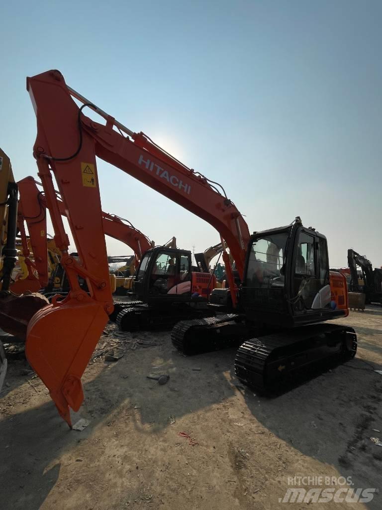 Hitachi ZX 130 H Kāpurķēžu ekskavatori