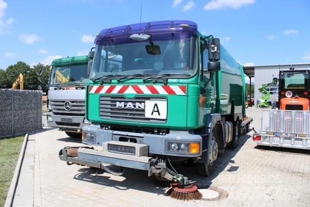 MAN M 2000 Lietota komunālā tehnika