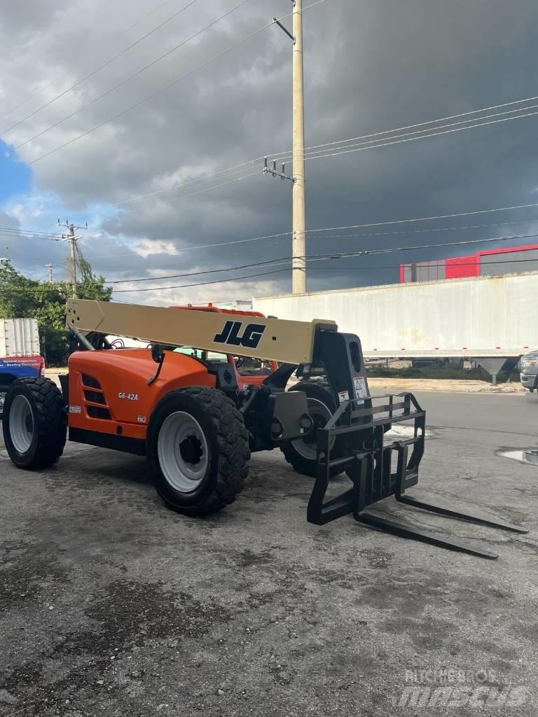 JLG G 6-42 A Teleskopiskie manipulatori