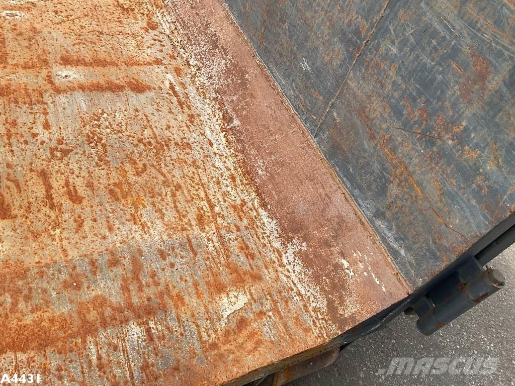  Container 7,5 m³ Īpaši konteineri