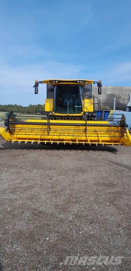 New Holland CX 5.80 Ražas novākšanas kombaini