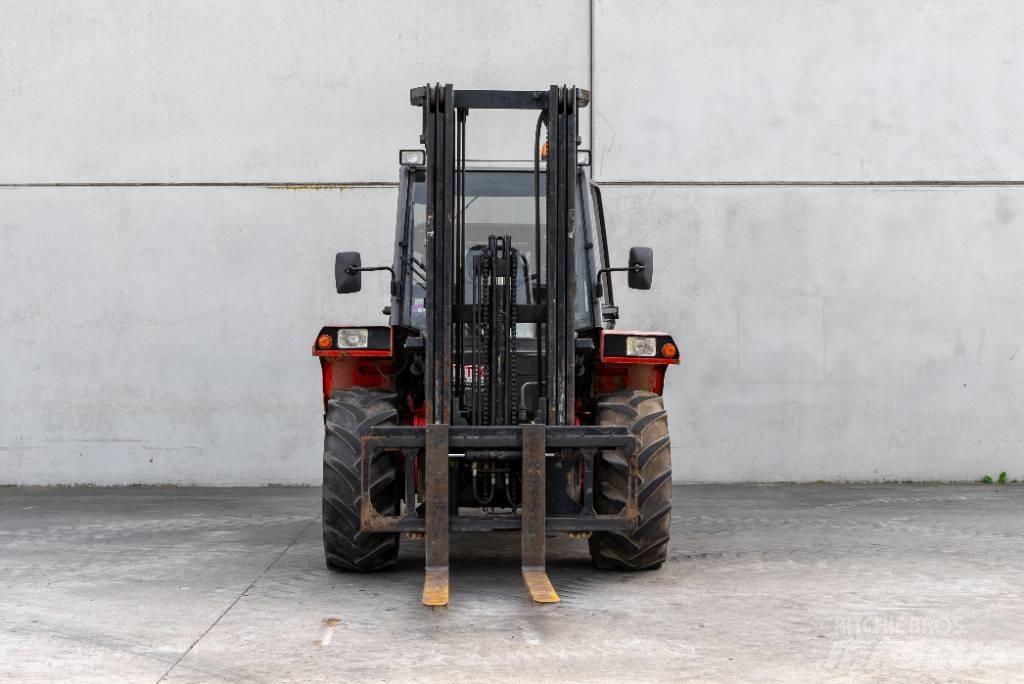 Manitou M 30-4 Tehnika ar dīzeļa dzinēju