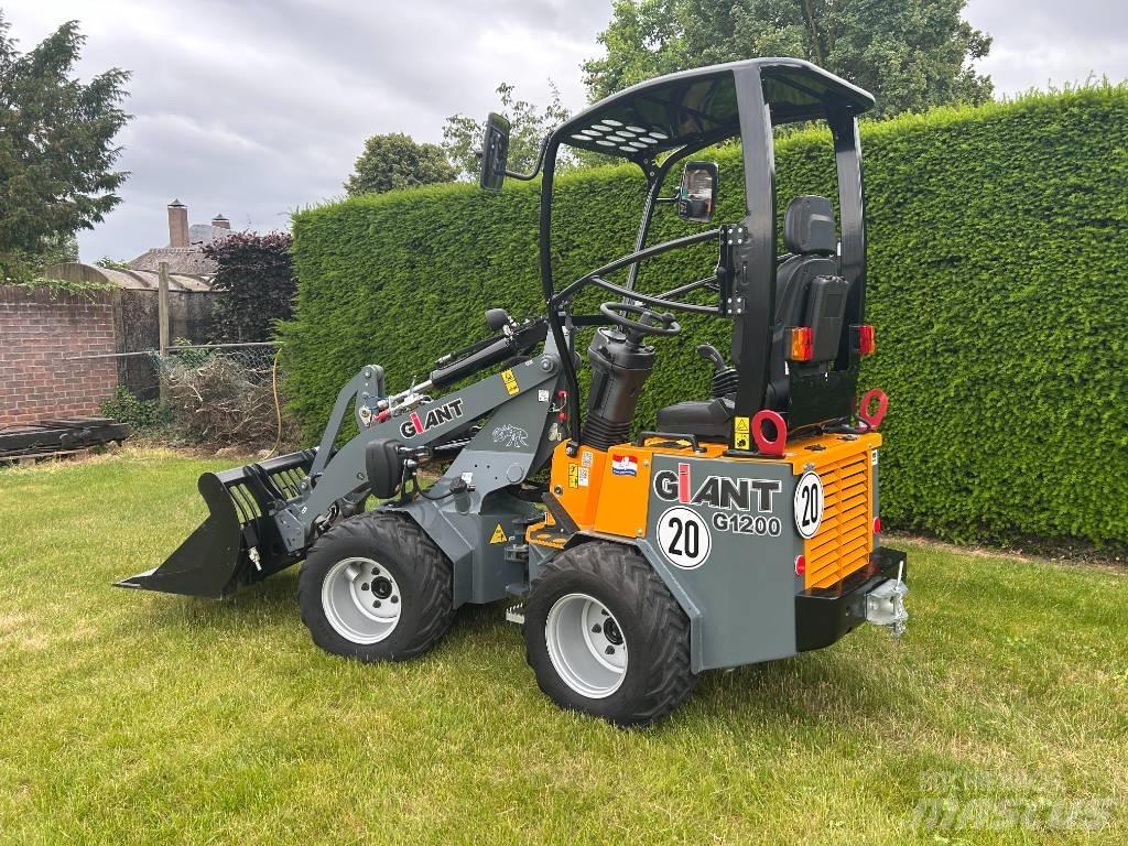 GiANT G 1200 Mini iekrāvēji