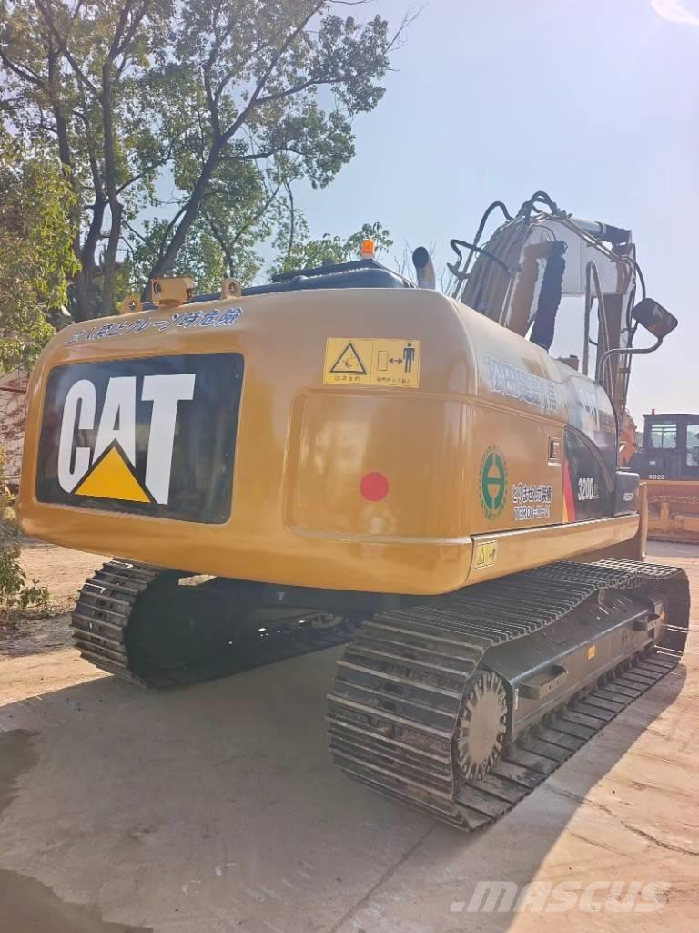 CAT 320 D 2L Kāpurķēžu ekskavatori