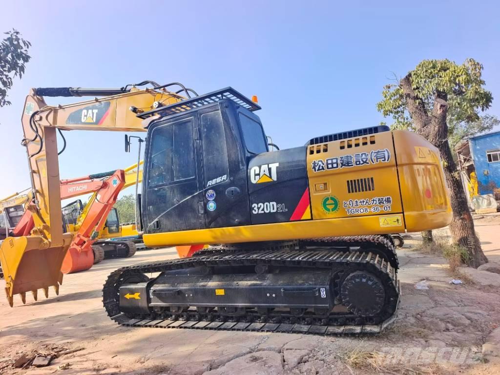 CAT 320 D 2L Kāpurķēžu ekskavatori