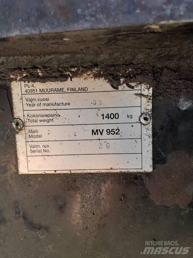 Nokka 3668+MV952 Pacēlāji un iekrāvēji