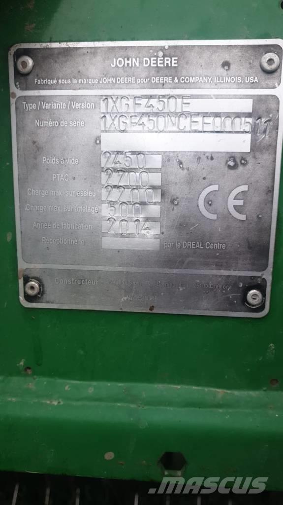 John Deere F 450 Rituļu preses