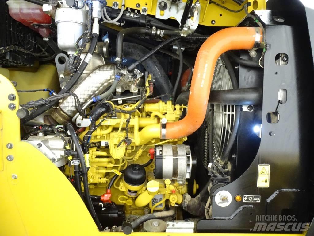 CAT 914 Iekrāvēji uz riteņiem