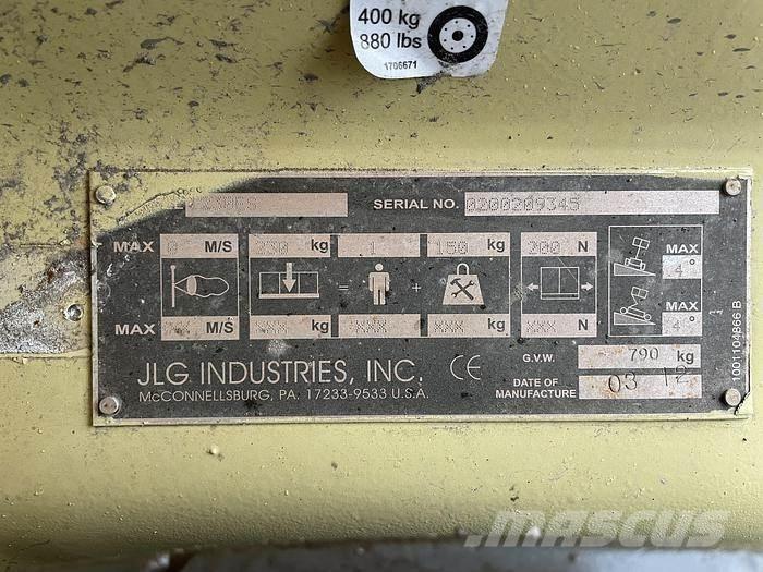 JLG 1230ES Šķerveida pacēlāji
