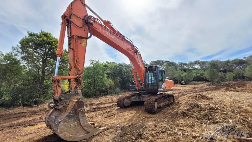 Hitachi ZX350LCN Kāpurķēžu ekskavatori
