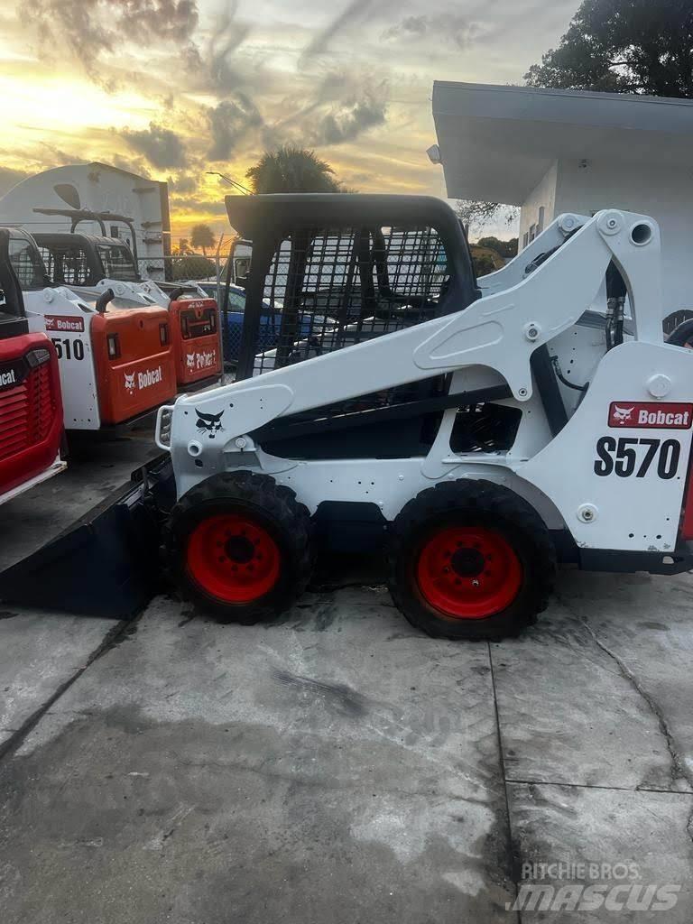 Bobcat S570 Lietoti riteņu kompaktiekrāvēji