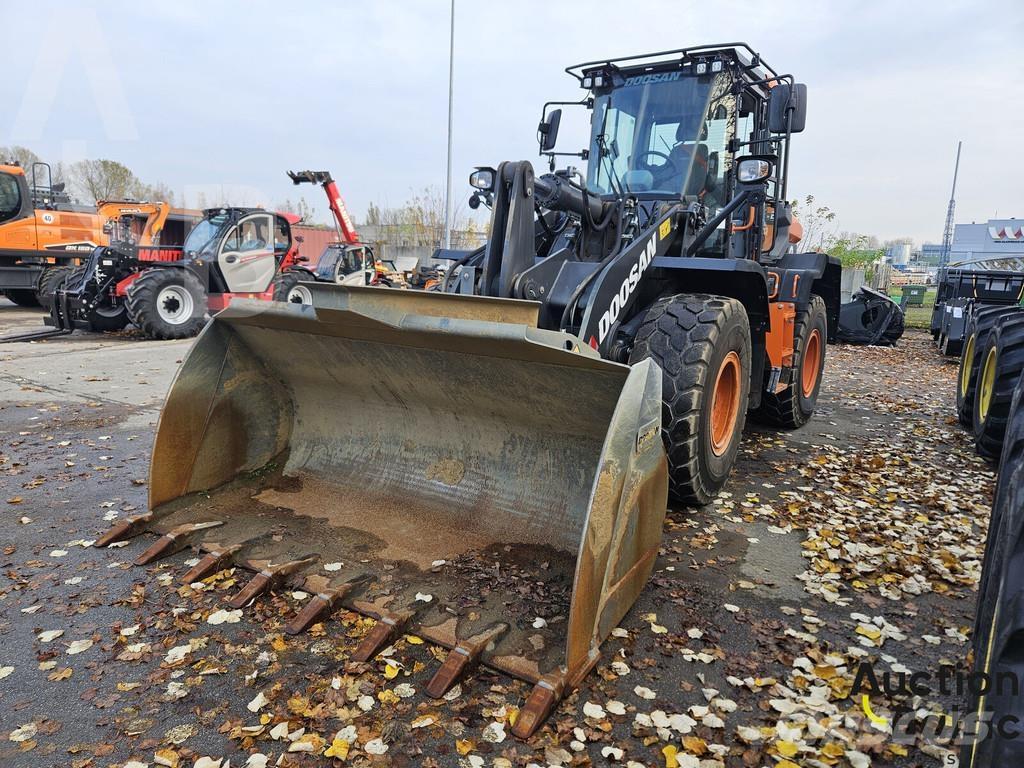 Doosan DL280-7 Iekrāvēji uz riteņiem