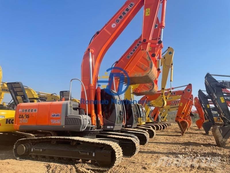 Hitachi ZX 240 Kāpurķēžu ekskavatori
