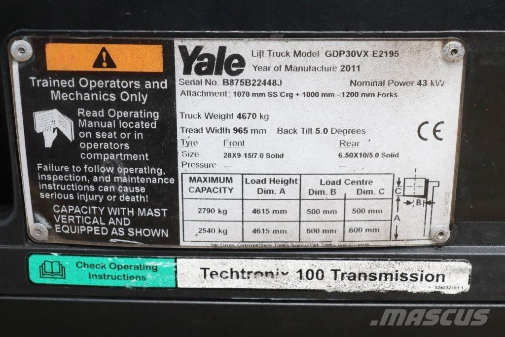 Yale GDP30VX Tehnika ar dīzeļa dzinēju