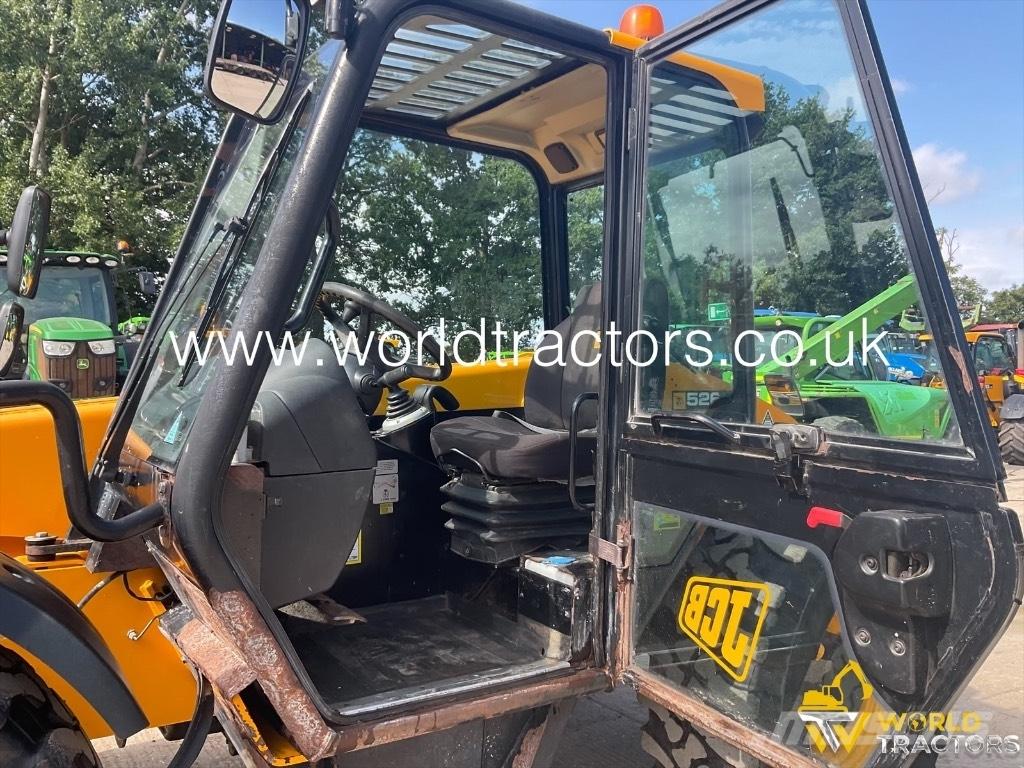 JCB 526-56 Agri Lauksaimniecības pacēlāji