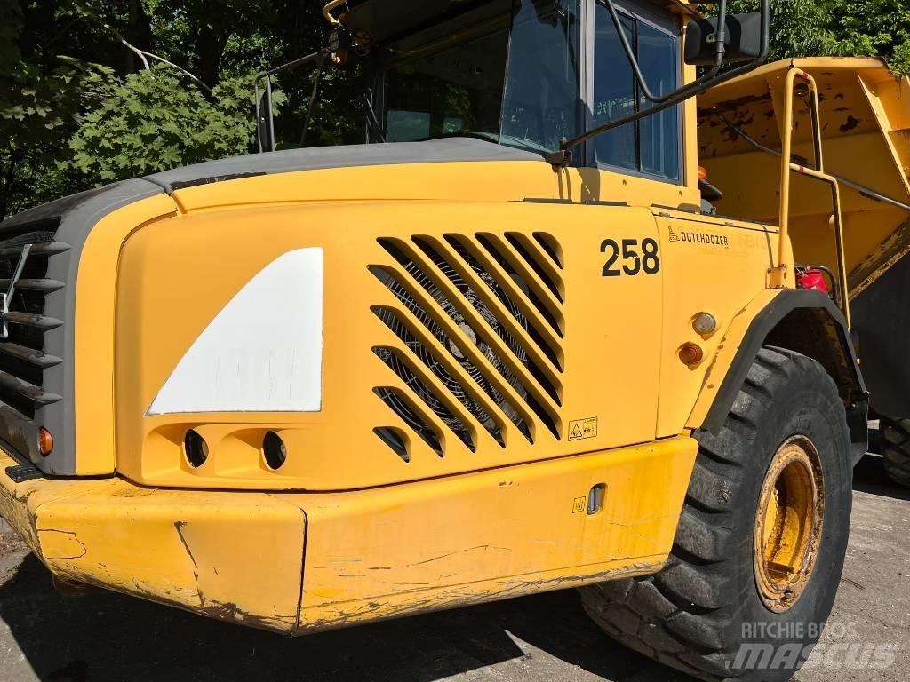Volvo A 30 D Artikulētie pašizgāzēji