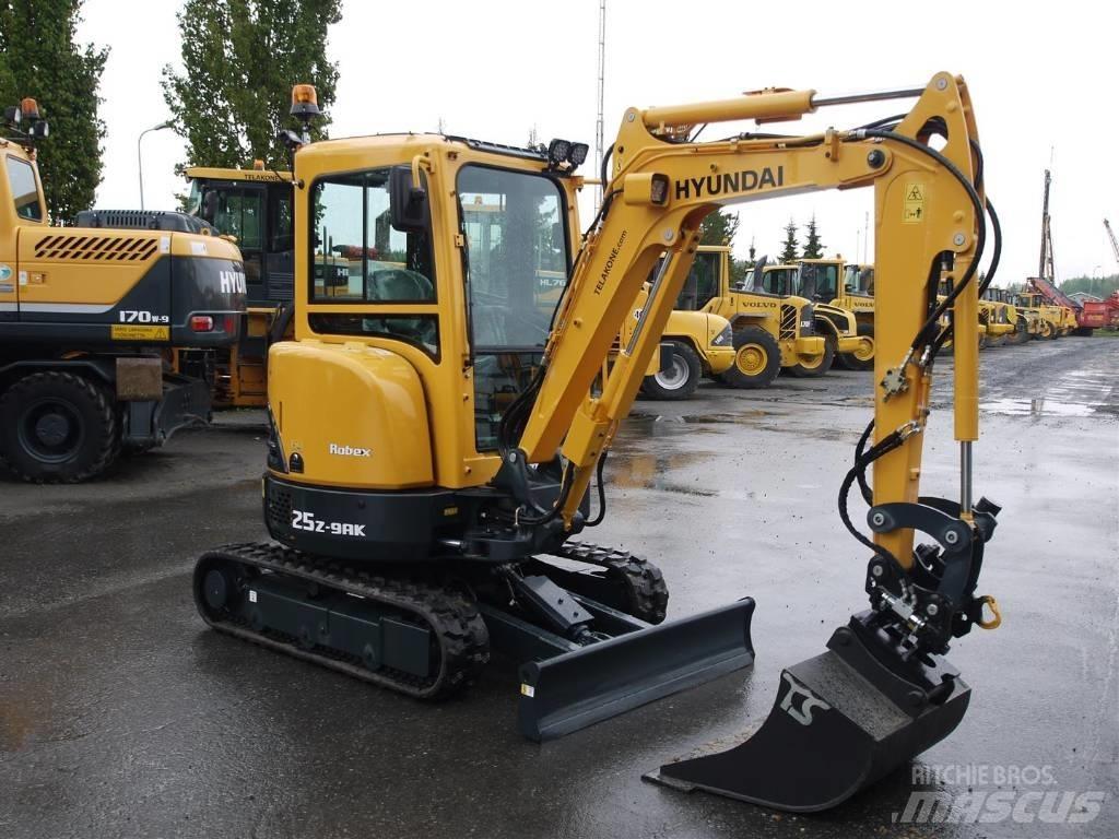 Hyundai R25Z-9AK Mini ekskavatori < 7 t