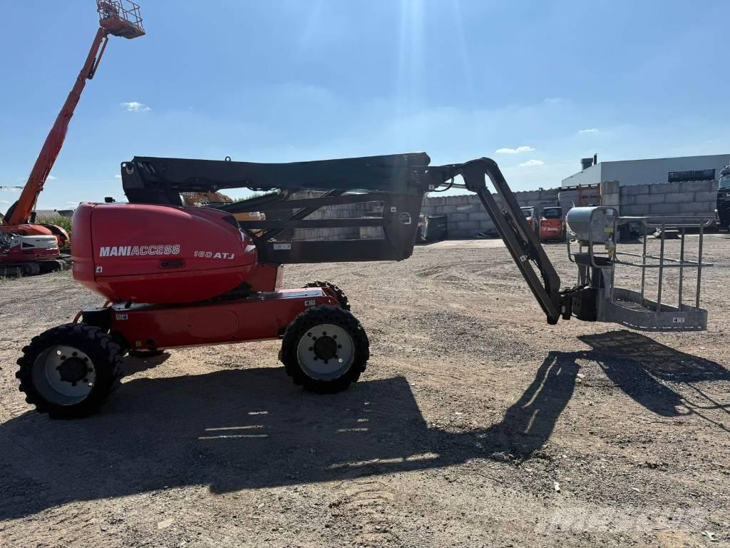 Manitou ATJ 160 Strēles pacēlāji