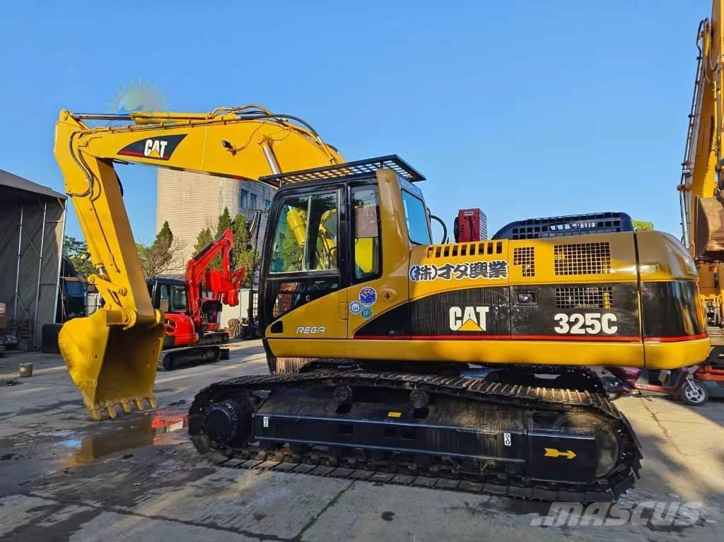 CAT 325 C Kāpurķēžu ekskavatori