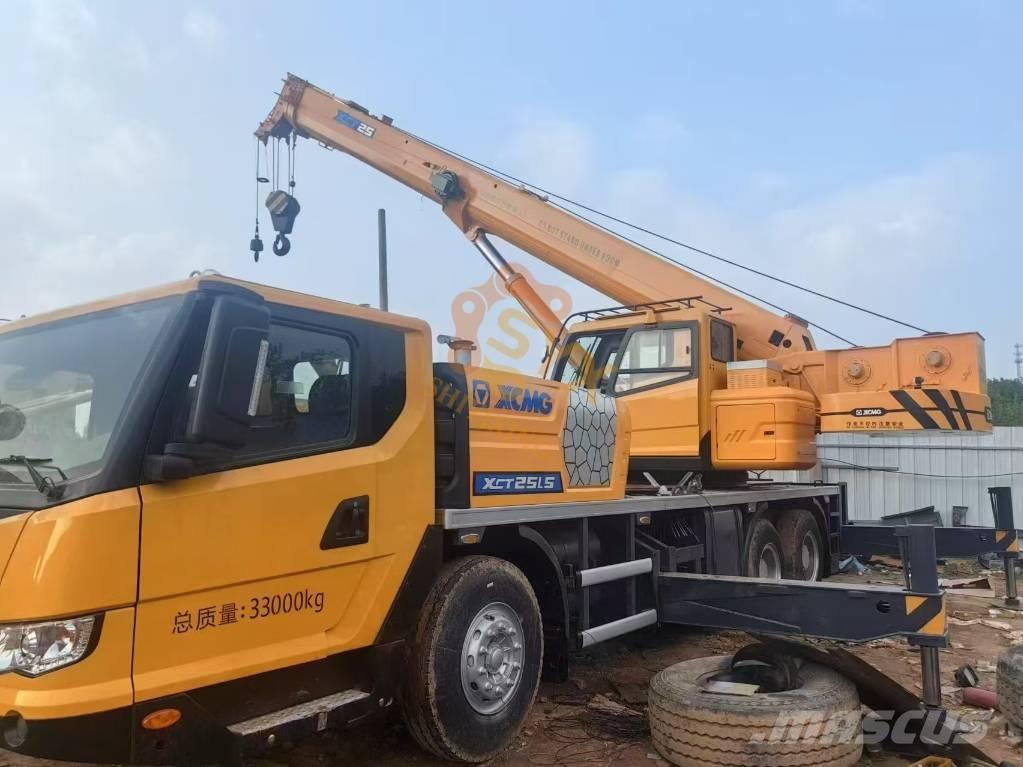 XCMG XCT 25 Visurgājēji celtņi