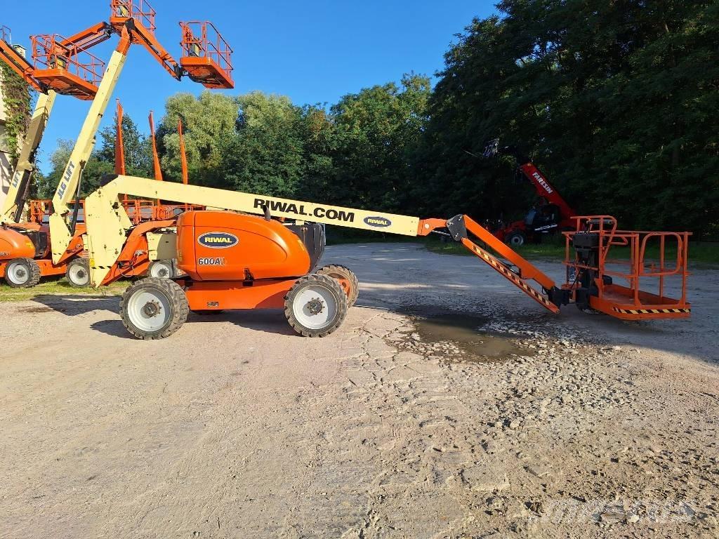 JLG 600AJ Strēles pacēlāji