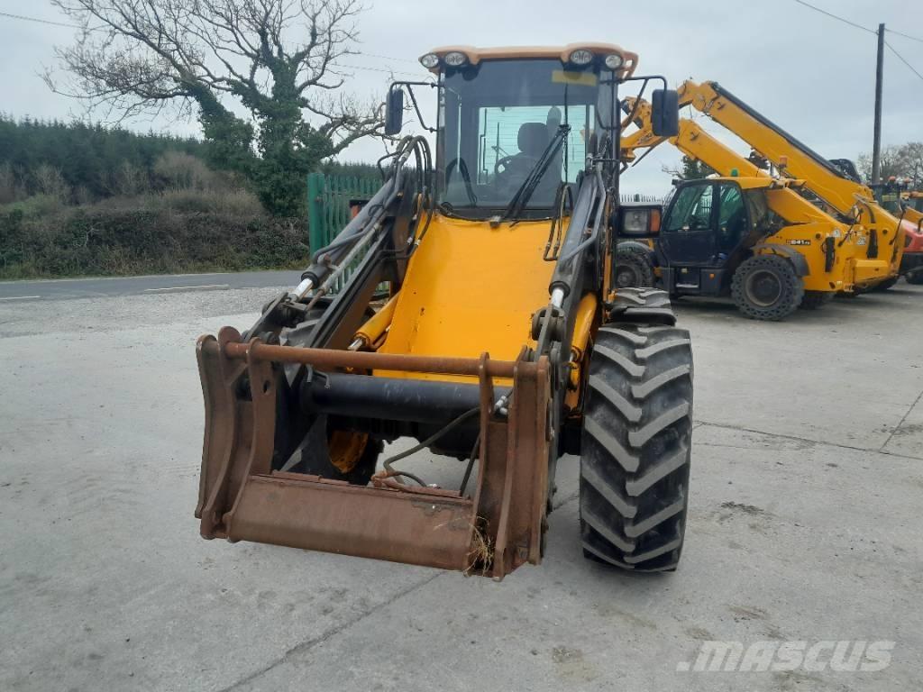 JCB 412 Lauksaimniecības pacēlāji