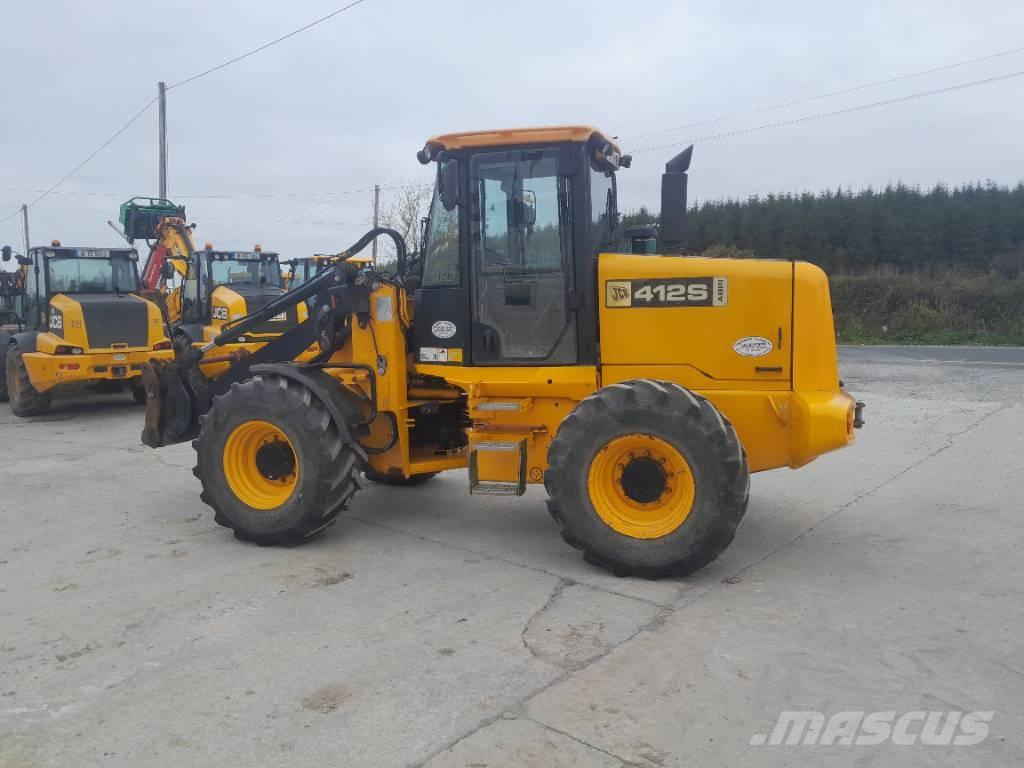 JCB 412 Lauksaimniecības pacēlāji