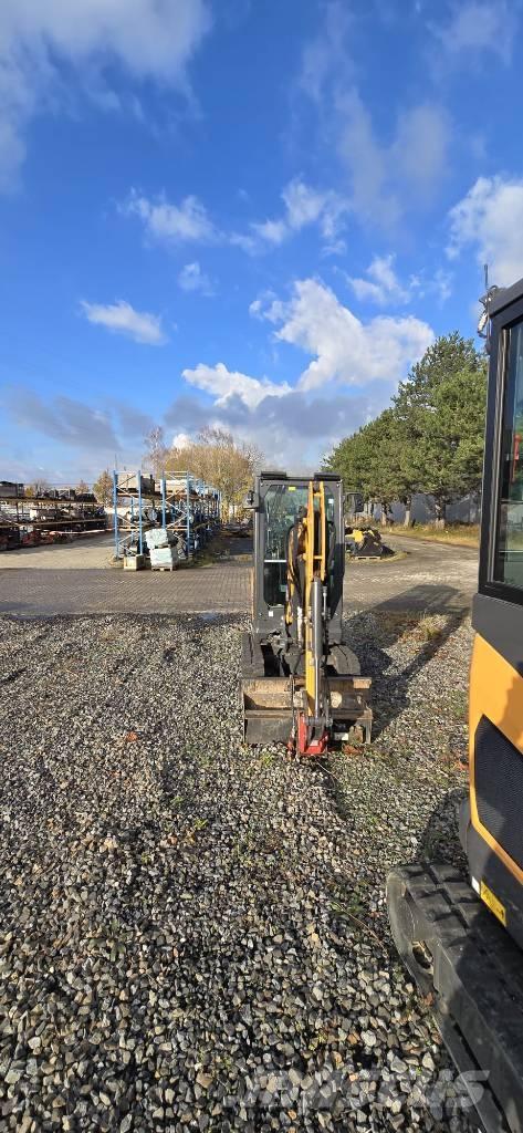 CASE CX 19 D Mini ekskavatori < 7 t