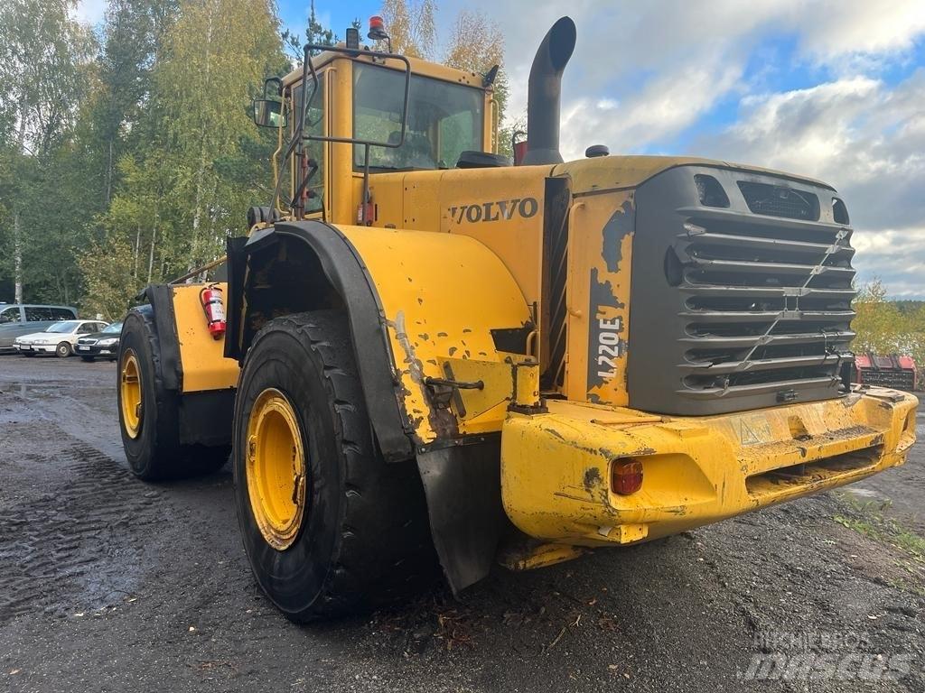 Volvo L 220 E Iekrāvēji uz riteņiem