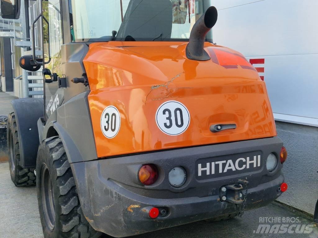 Hitachi ZW 75-6 Iekrāvēji uz riteņiem