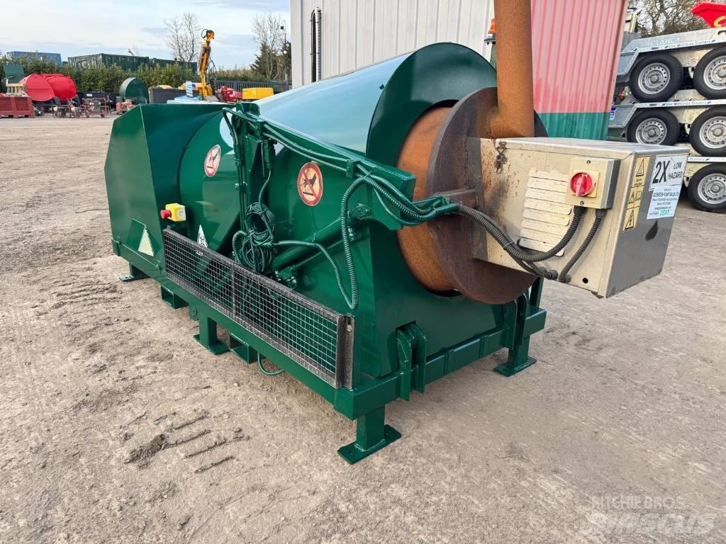  ROADMENDER MODEL 4 Mazās asfaltēšanas mašīnas