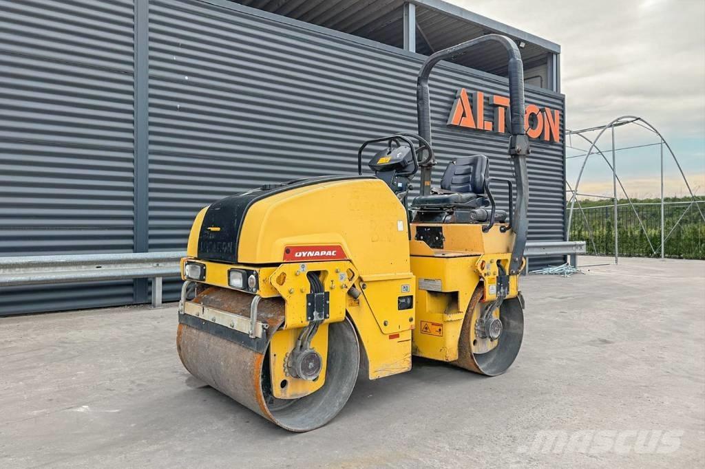 Dynapac CC1100 Divvalču grunts veltņi